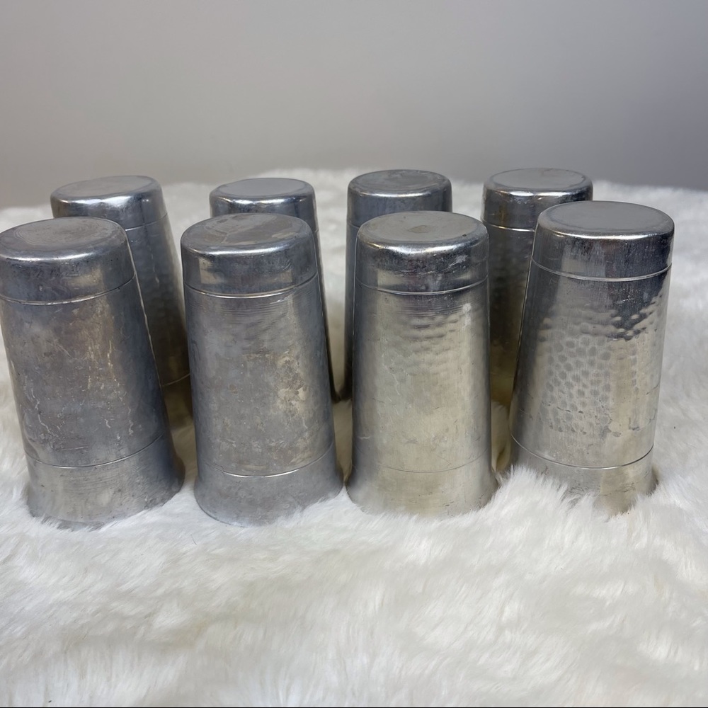 Set of 8 Vintage Hammered Aluminum Tumblers - Picture 3 of 4